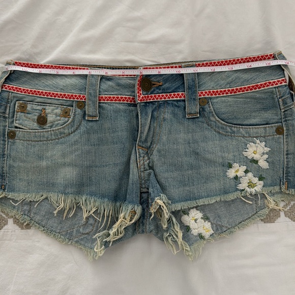 True Religion Brand Jeans Embroidered Joey Shorts - Picture 11 of 11